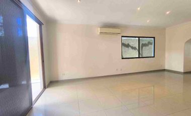 En venta casa Amplia y Moderna Casa de 5 dormitorios. Ciudad Celeste, Samborondon