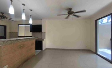 En venta casa Amplia y Moderna Casa de 5 dormitorios. Ciudad Celeste, Samborondon