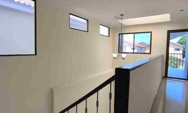 En venta casa Amplia y Moderna Casa de 5 dormitorios. Ciudad Celeste, Samborondon