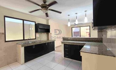 En venta casa Amplia y Moderna Casa de 5 dormitorios. Ciudad Celeste, Samborondon