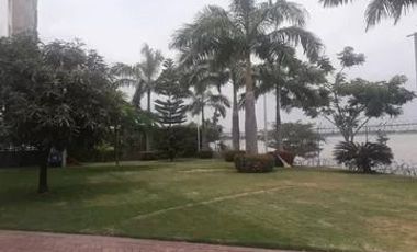 Terreno en Urb. Dubai esta listo para la compra ✅