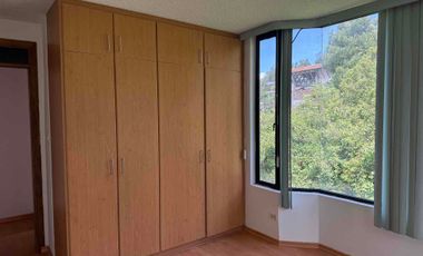 Departamento duplex de arriendo en Iñaquito Alto, Quito, Ecuador
