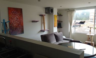 EXCELENTE APARTAMENTO VENDO