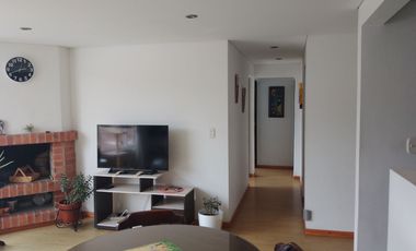 EXCELENTE APARTAMENTO VENDO