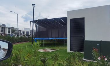 RENTA DE DEPARTAMENTO MODERNO CON AMENINADES CERCA DE VW Y ZONA INDUSTRIAL