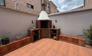 En Venta Casa de 5 dormitorios el sector de Narancay - Cuenca