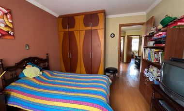 En Venta Casa de 5 dormitorios el sector de Narancay - Cuenca