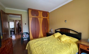 En Venta Casa de 5 dormitorios el sector de Narancay - Cuenca