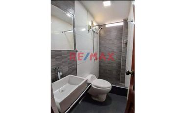 Alquilo Mini Departamento En Piso 4 S/Ascensor, Jr. Estete Cuadra 3, Centro Civico Trujillo, A Unas Cuadras De La Plaza De Armas, A Unos Paso