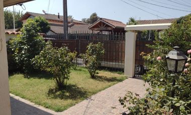 Amplia Casa En Cercana A Av. Bombero Villalobos, Rancagua