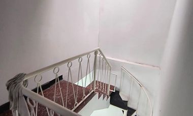 ALQUILO EXCELENTE CASA LOCAL EN BARRIO ALAMEDA EN ZONA COMERCIAL