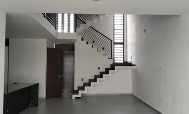 CASA EN VENTA VILLABRISA