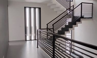 CASA EN VENTA VILLABRISA