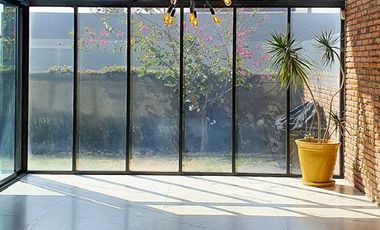 CASA EN RENTA O VENTA, ALTOZANO, EXCELENTE EQUIPAMIENTO, 3 RECAMARAS, 3.5 BAÑOS