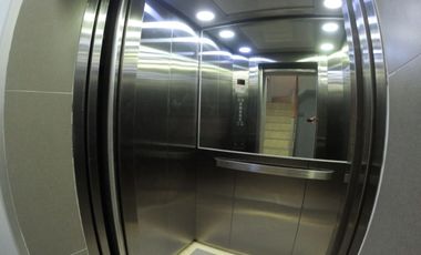 Alquiler Edificio en la 9 de Octubre - Centro de Guayaquil - Comercial - E05