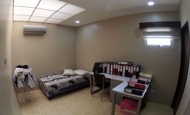 Alquiler Edificio en la 9 de Octubre - Centro de Guayaquil - Comercial - E05