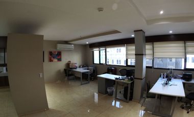 Alquiler Edificio en la 9 de Octubre - Centro de Guayaquil - Comercial - E05