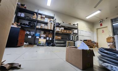 Vendo edificio de 4 pisos en esquina