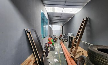 Vendo edificio de 4 pisos en esquina