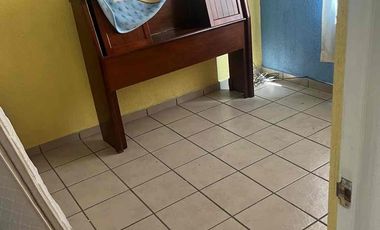 SE VENDE casa en condominio de solo 4 casas en la Colonia Tulipanes de Cuernavaca a solo 5 minutos de Plaza Galerias