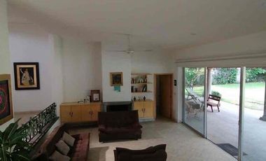 SE RENTA RESIDENCIA EN COLONIA DELICIAS, CUERNAVACA