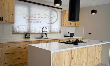 Lujosa Villa de 1 planta con 4 amplios Dormitorios con Domótica y Jacuzzy