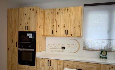 Lujosa Villa de 1 planta con 4 amplios Dormitorios con Domótica y Jacuzzy