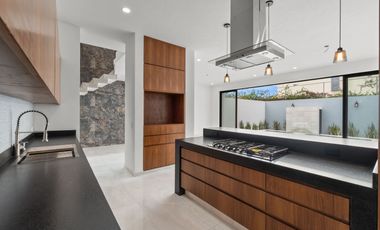 Casa nueva en venta en Fluvial, Puerto Vallarta, alberca y terraza privada