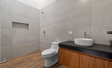 Casa nueva en venta en Fluvial, Puerto Vallarta, alberca y terraza privada