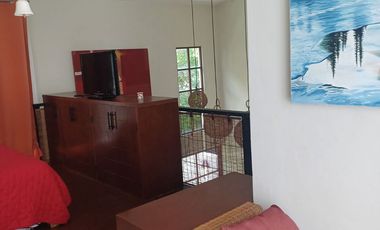 CASA EN RENTA AMUEBLADA ,TIPO LOFT, DOBLE ALTURA, ESPACIOS ABIERTOS, EN RESIDENCIAL ARBOLADA, EXCLUSIVA