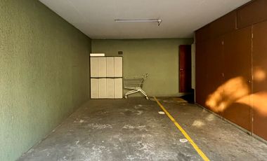 Se Vende Departamento Remodelado Y Amoblado, Estacionamiento. Providencia, Los Leones