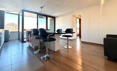 Se Vende Departamento Remodelado Y Amoblado, Estacionamiento. Providencia, Los Leones