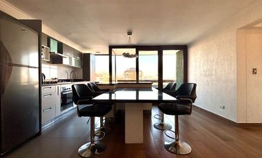 Se Vende Departamento Remodelado Y Amoblado, Estacionamiento. Providencia, Los Leones