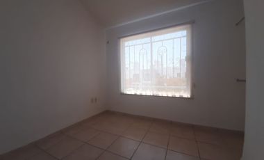 Excelente casa SIN AMUEBLAR en renta de 4 recámaras, en el parque la Herradura por las Mercedes.