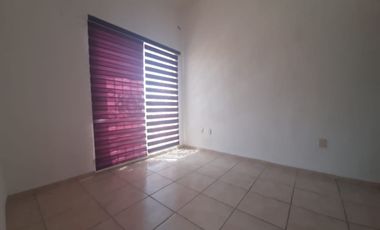 Excelente casa SIN AMUEBLAR en renta de 4 recámaras, en el parque la Herradura por las Mercedes.