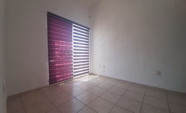 Excelente casa SIN AMUEBLAR en renta de 4 recámaras, en el parque la Herradura por las Mercedes.