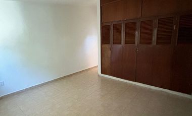 Casa en Venta de dos Niveles ubicada en Costa de Oro