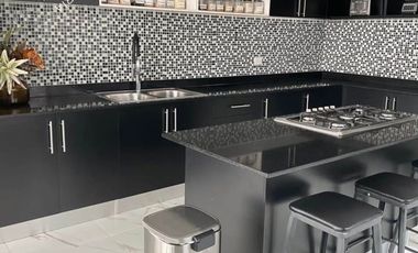 Casa en venta con 4 recamaras de 1 piso y alberca al norte de Mérida
