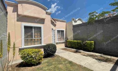 CASA EN VENTA EN LOS ARCOS IRAPUATO DE UNA PLANTA