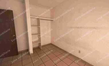 CASA EN VENTA EN LOS ARCOS IRAPUATO DE UNA PLANTA