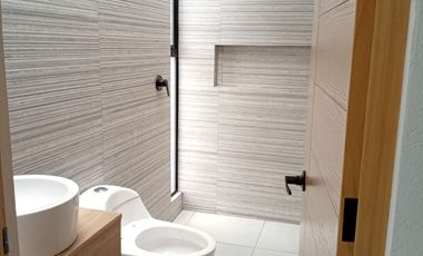 CASA DE UN NIVEL MUY CERCA DE ALTOZANO