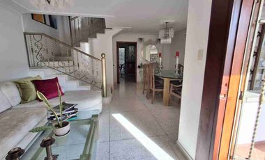 VENDO CASA ESQUINERA , SECTOR  BUENAVISTA