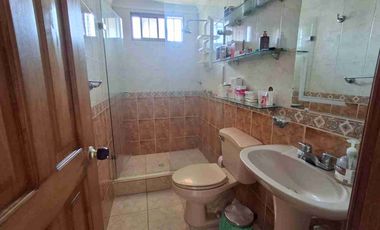 VENDO CASA ESQUINERA , SECTOR  BUENAVISTA