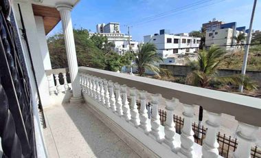 VENDO CASA ESQUINERA , SECTOR  BUENAVISTA