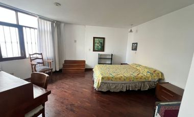 Se alquila cómodo departamento en Surco– Estilo y ubicación en un solo lugar