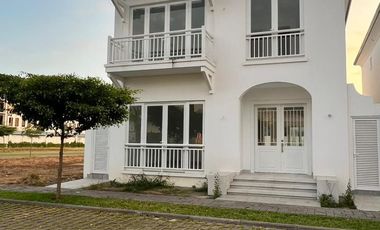 Venta de linda casa dos plantas en Urbanización Aires Norte