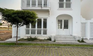 Venta de linda casa dos plantas en Urbanización Aires Norte