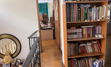 Casa de venta  de 2 plantas en la mitad del Mundo, Quito , Ecuador.
