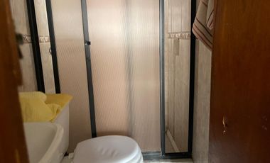 Casa de venta  de 2 plantas en la mitad del Mundo, Quito , Ecuador.