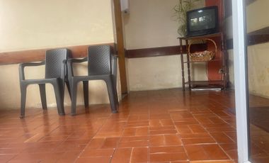 Casa de venta  de 2 plantas en la mitad del Mundo, Quito , Ecuador.